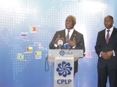 Presidente da República de São Tomé e Príncipe visita sede da CPLP